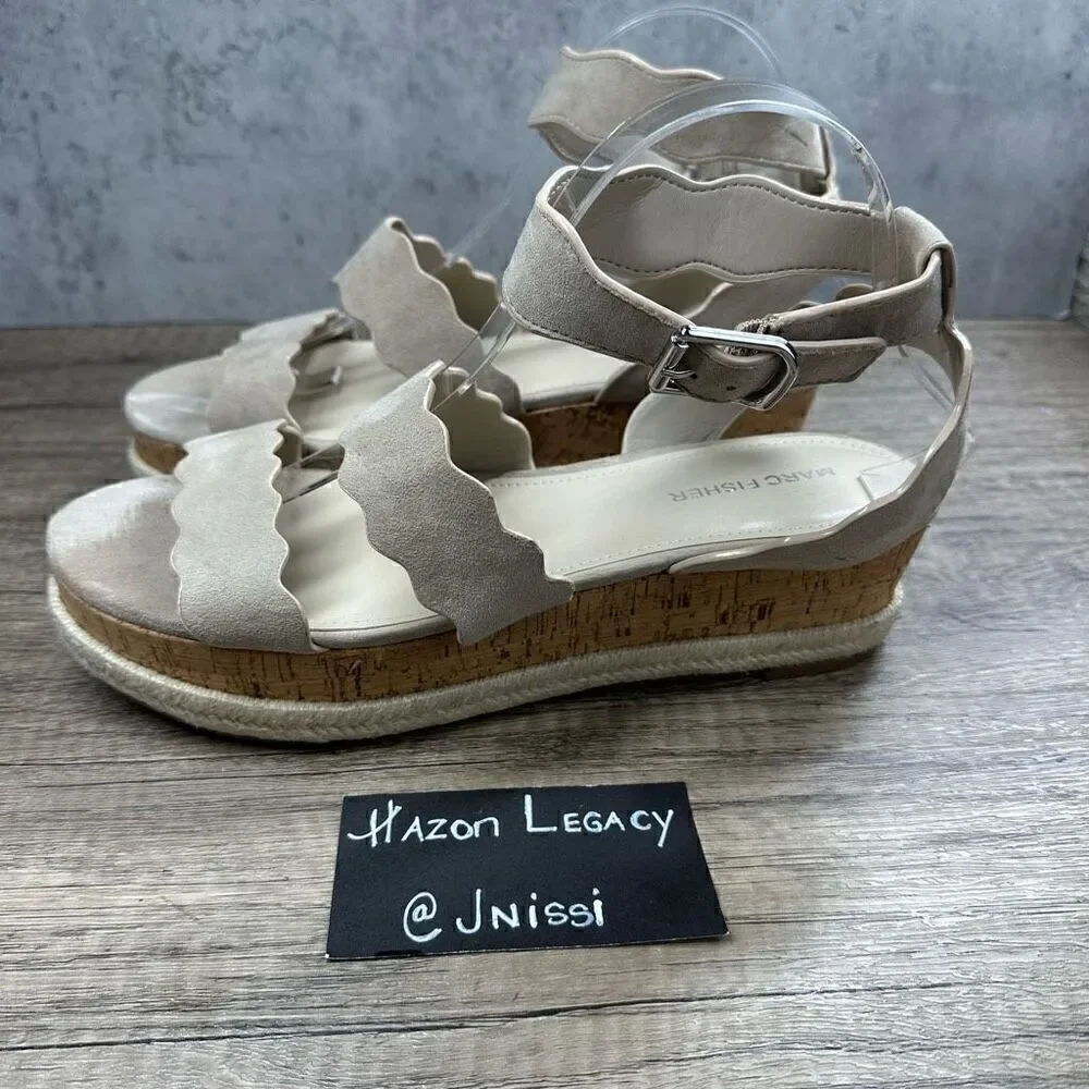 Marc Fisher~Women's~”Fayme” Flatform Tan Sandals~Size 9.5M‎
